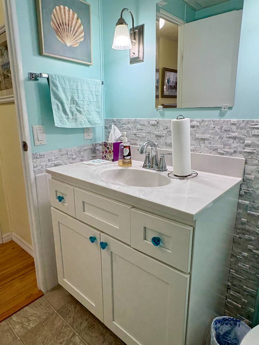 918 Uplands W a Venice, FL Mobile or Manufactured Home for Sale